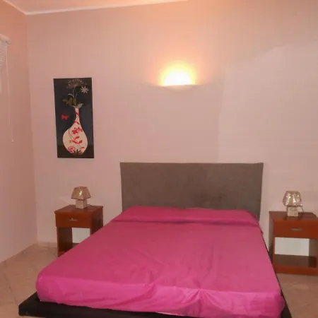 Barone Di Muro 컨트리하우스 토레 델 로소